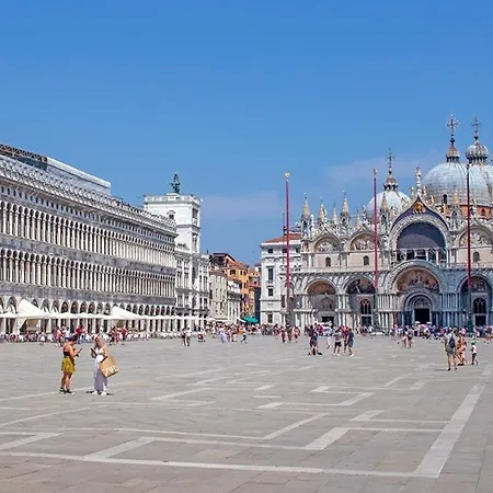 Apartments Apartmán Mestre